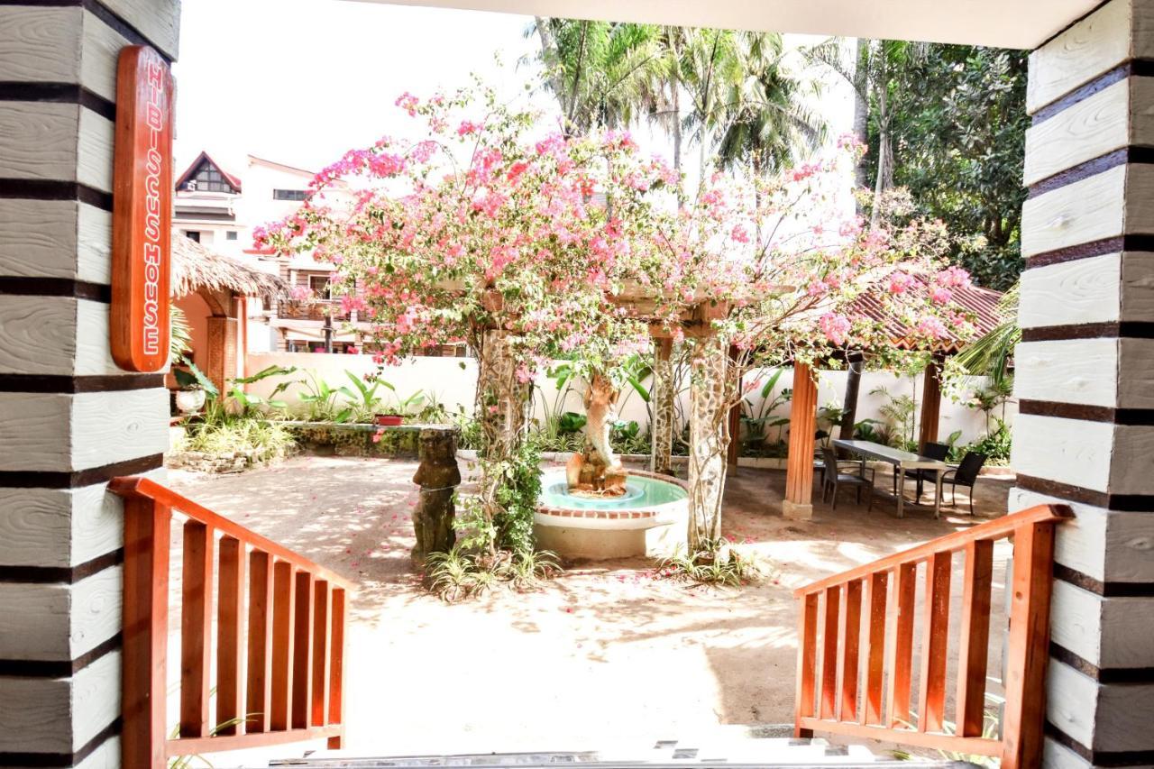 Nigi Nigi Too Beach Resort Balabag  Exterior photo